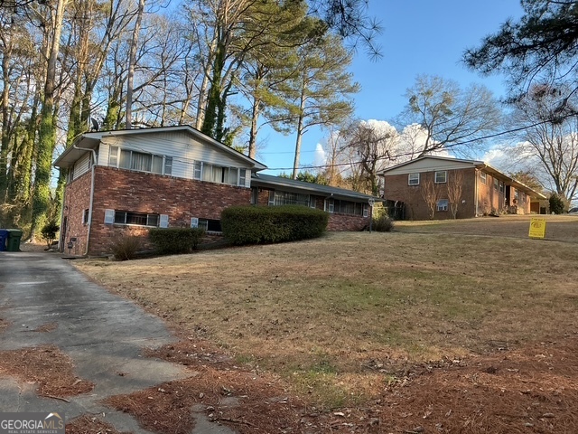 2366 Country Club Drive SW Atlanta GA 30311