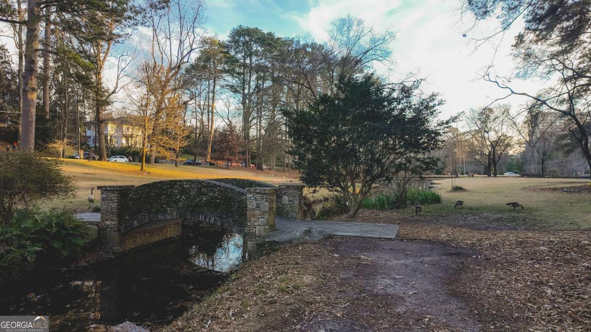 2521 Brookwood Drive NE Atlanta GA 30305