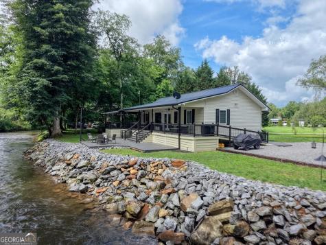 33 Tusquittee Valley Lane Hayesville NC 28904