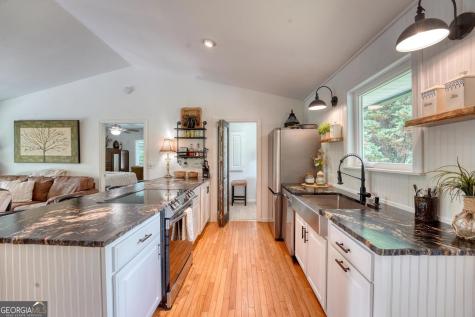 33 Tusquittee Valley Lane Hayesville NC 28904
