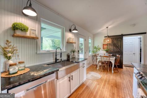 33 Tusquittee Valley Lane Hayesville NC 28904