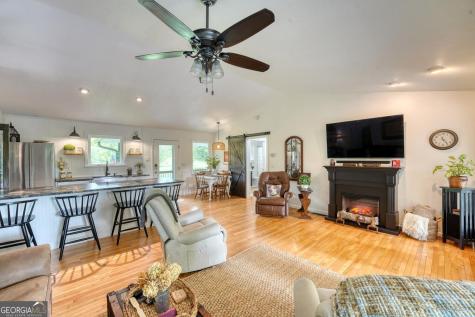 33 Tusquittee Valley Lane Hayesville NC 28904