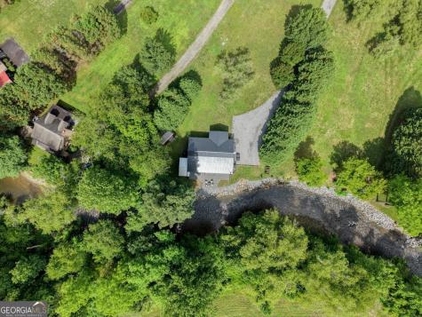 33 Tusquittee Valley Lane Hayesville NC 28904