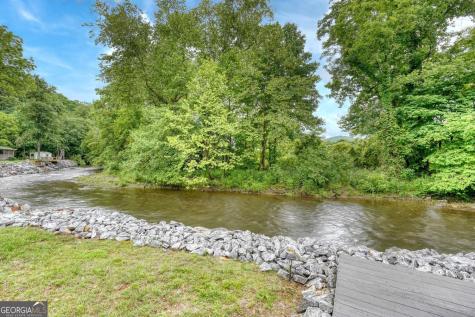 33 Tusquittee Valley Lane Hayesville NC 28904