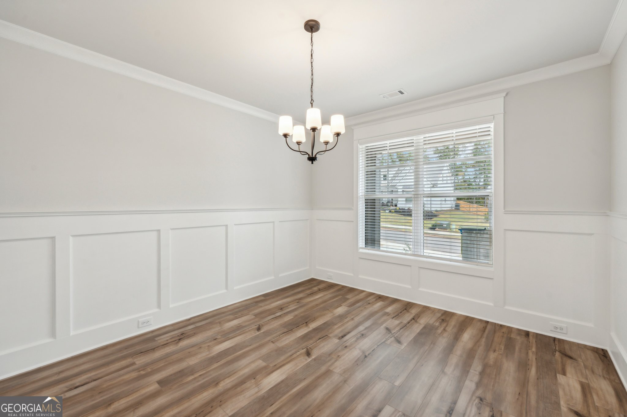 44 Chickadee Court Auburn GA 30011