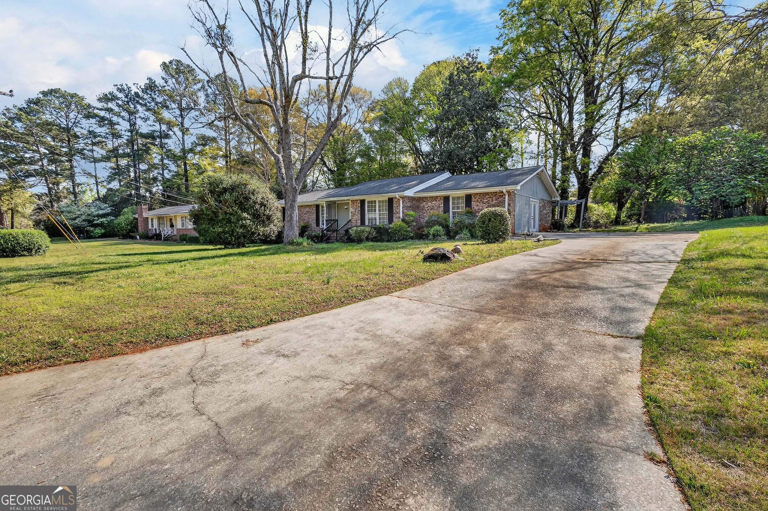 2521 Country Club Drive Conyers GA 30013