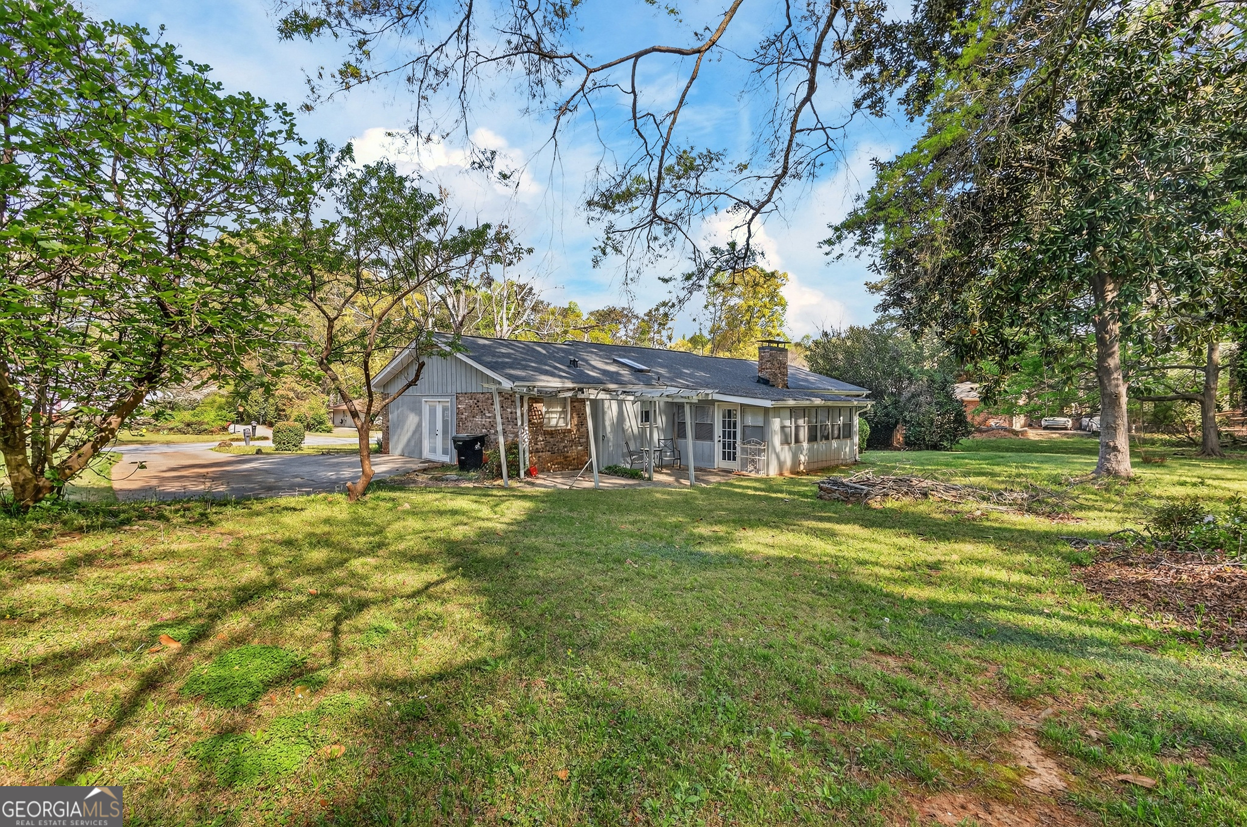 2521 Country Club Drive Conyers GA 30013