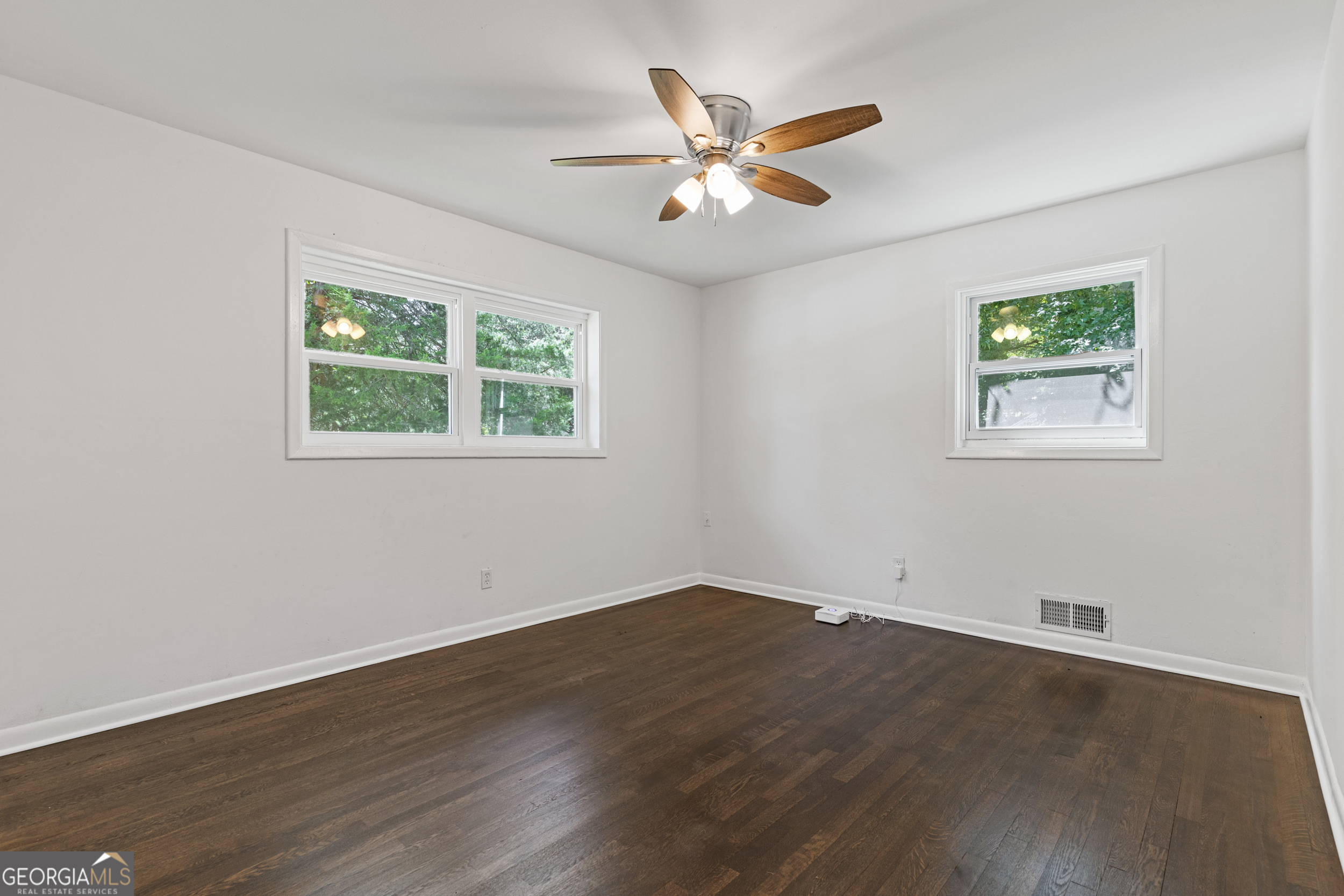 1928 Apache Trail Atlanta GA 30316