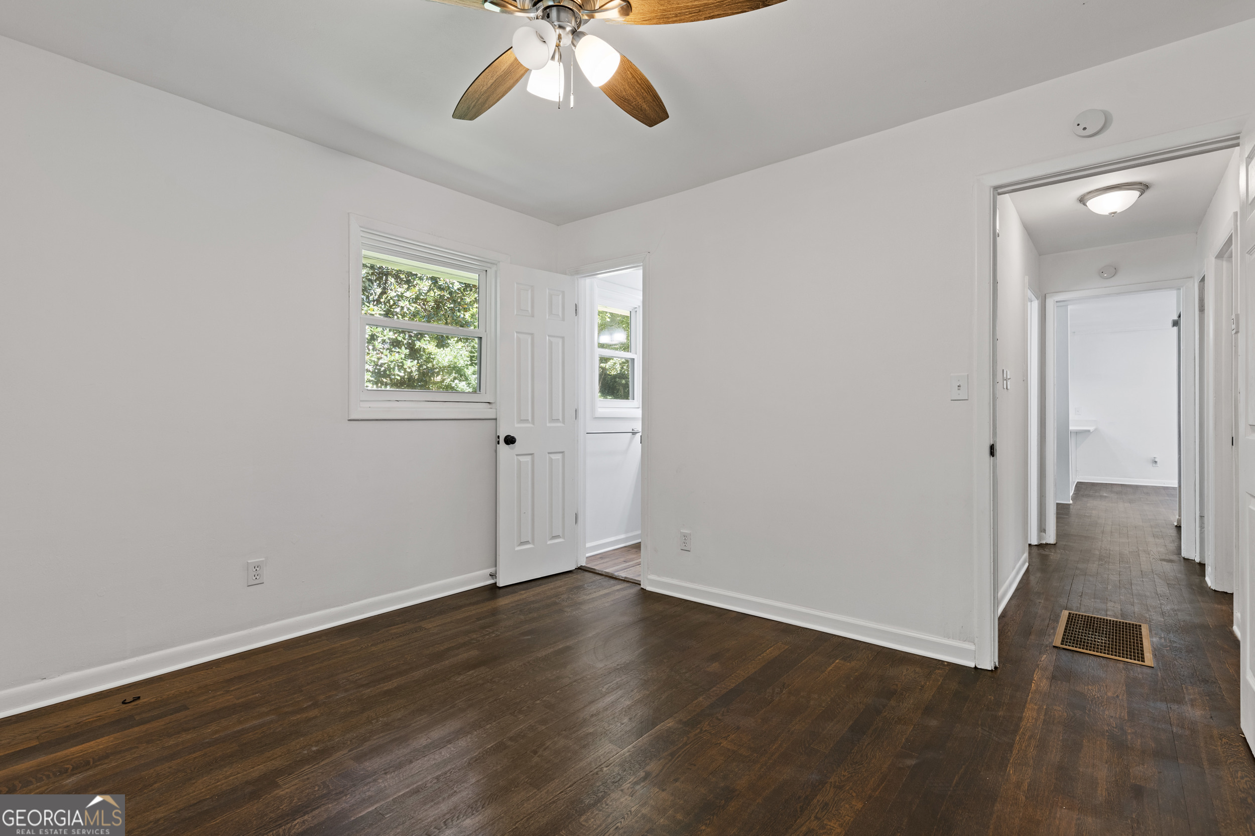 1928 Apache Trail Atlanta GA 30316