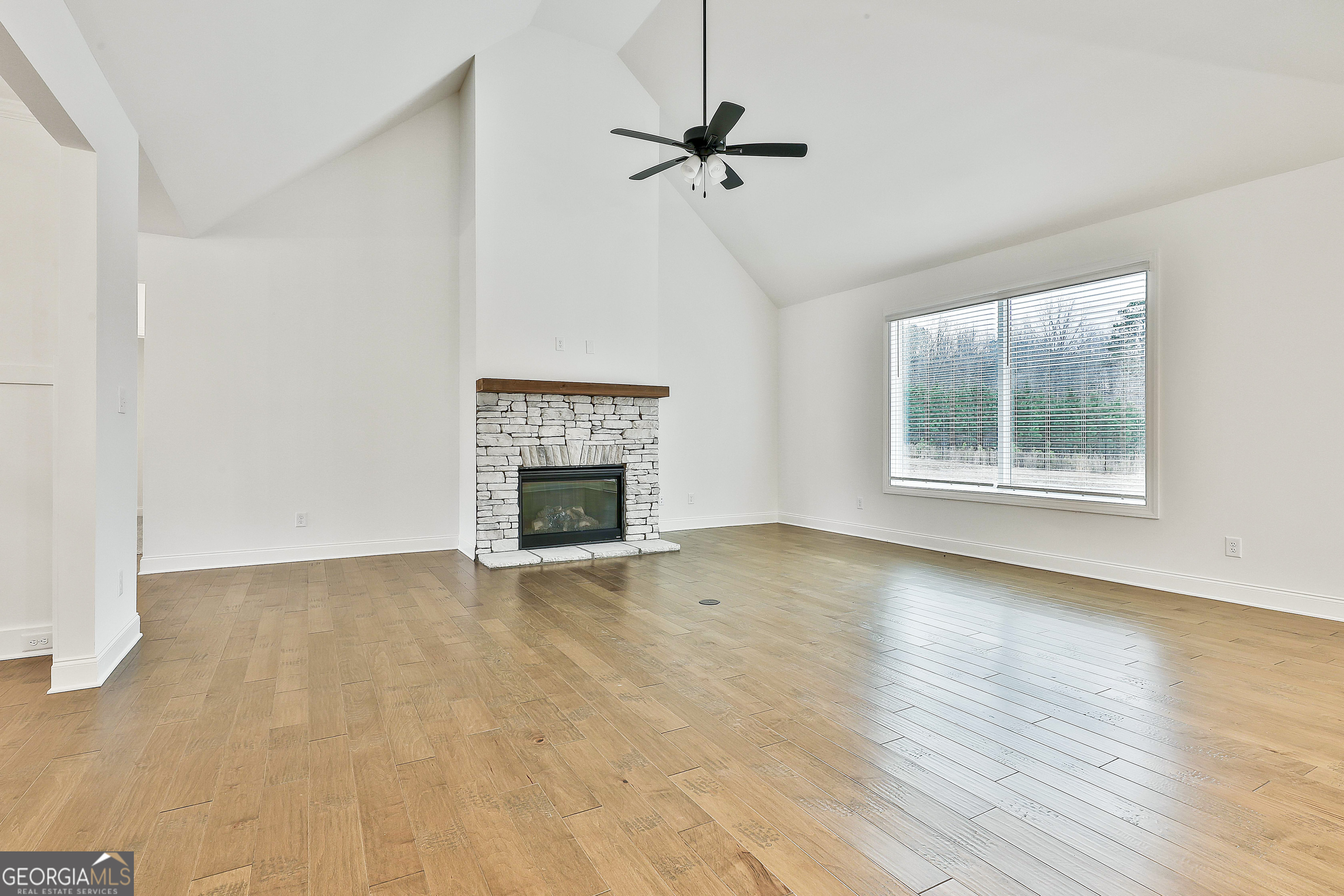 45 Sanders Crossing Newnan GA 30263