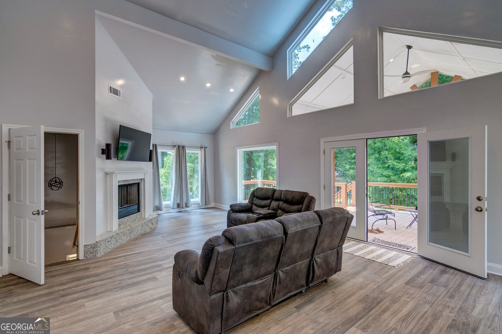 1010 Lakeland Drive Toccoa GA 30577