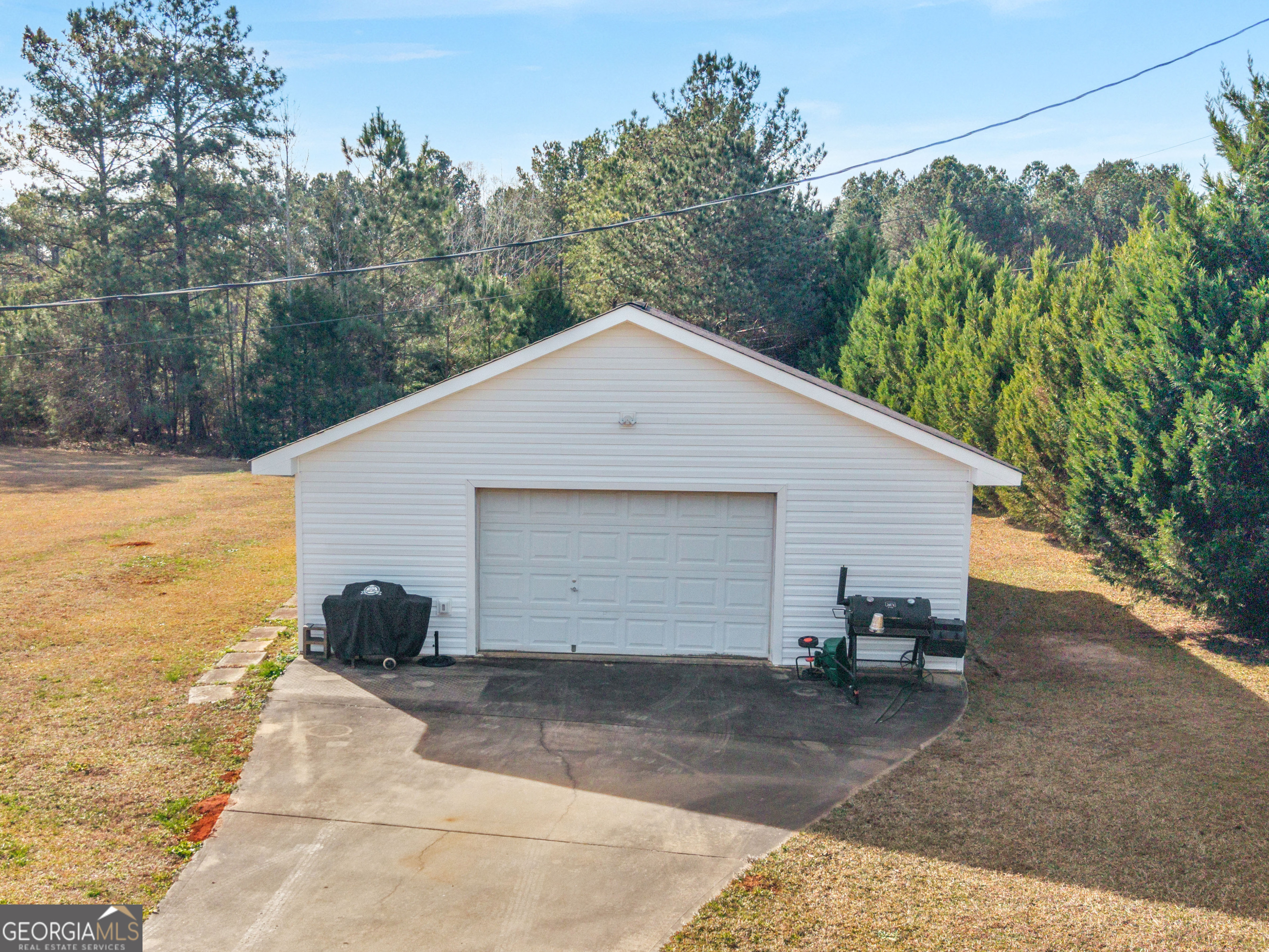 521 Levi Barnes Road Jackson GA 30233