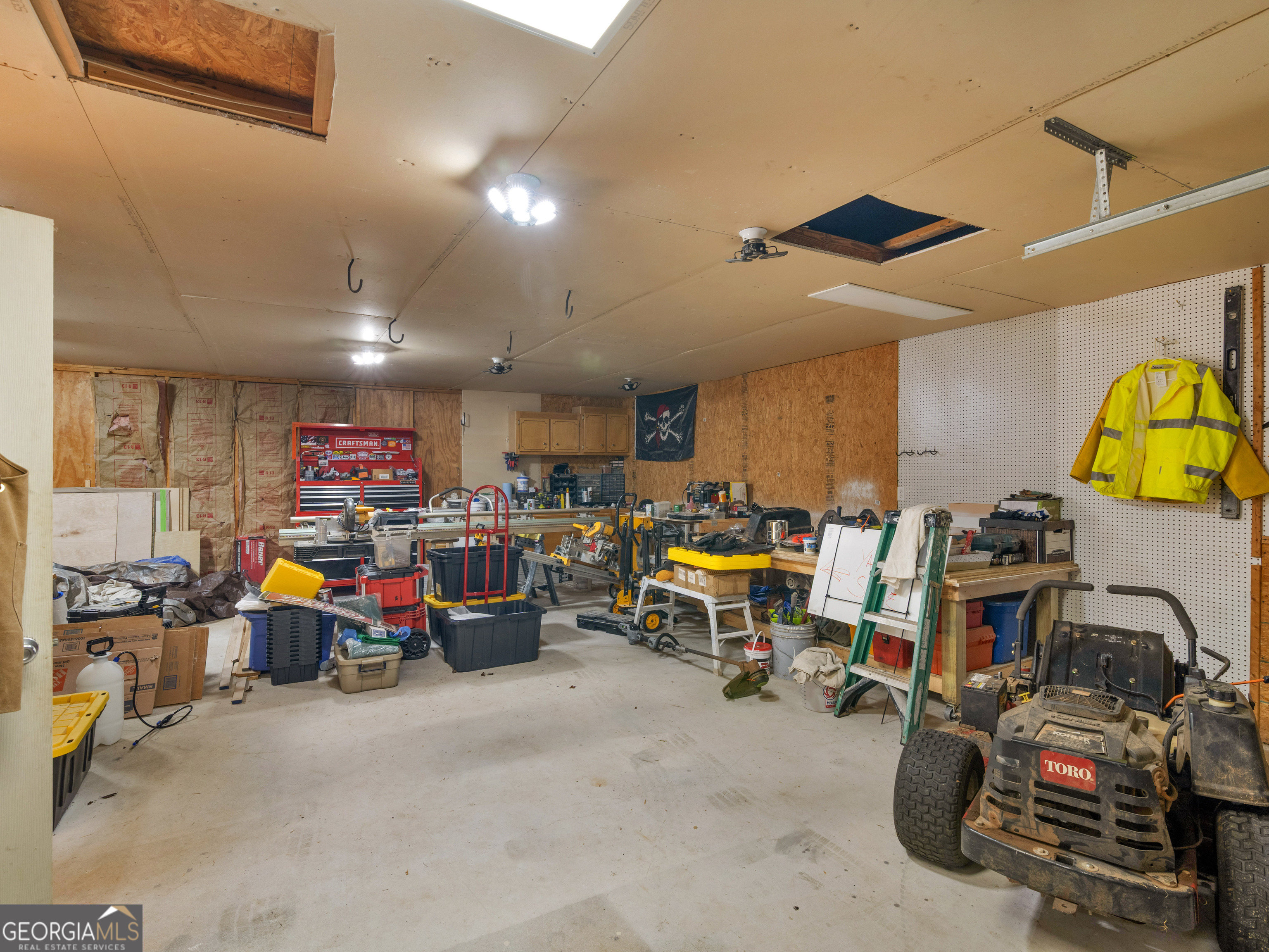 521 Levi Barnes Road Jackson GA 30233