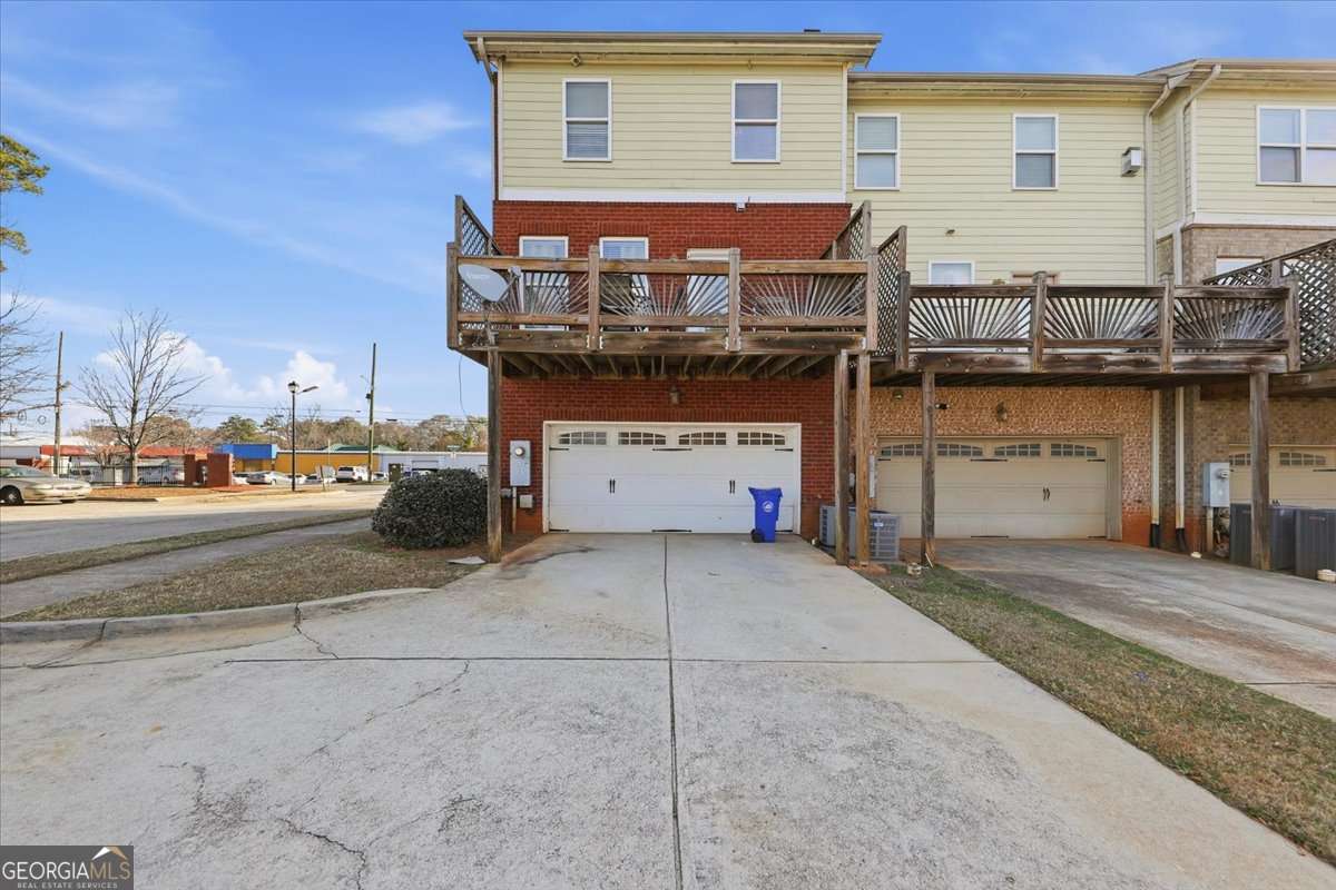 4941 Mountainside Trail Stone Mountain GA 30083