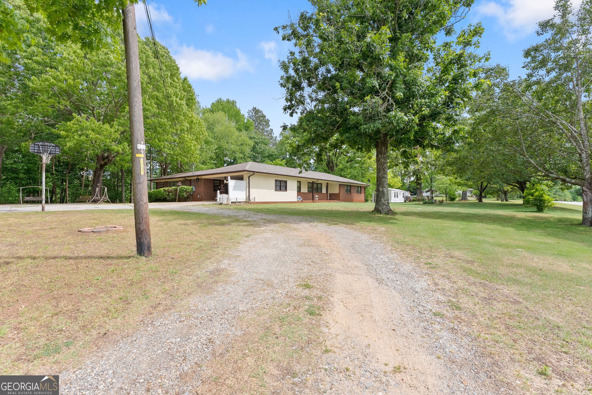 4508 Dicks Hill Parkway Mount Airy GA 30563