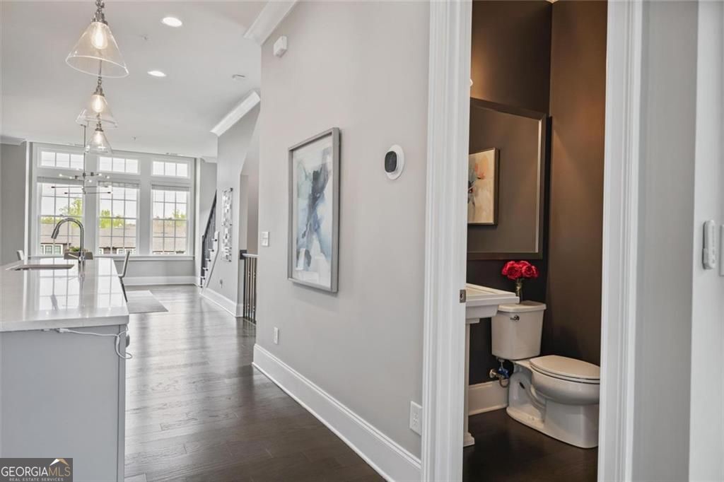 6694 Sterling Drive Atlanta GA 30328