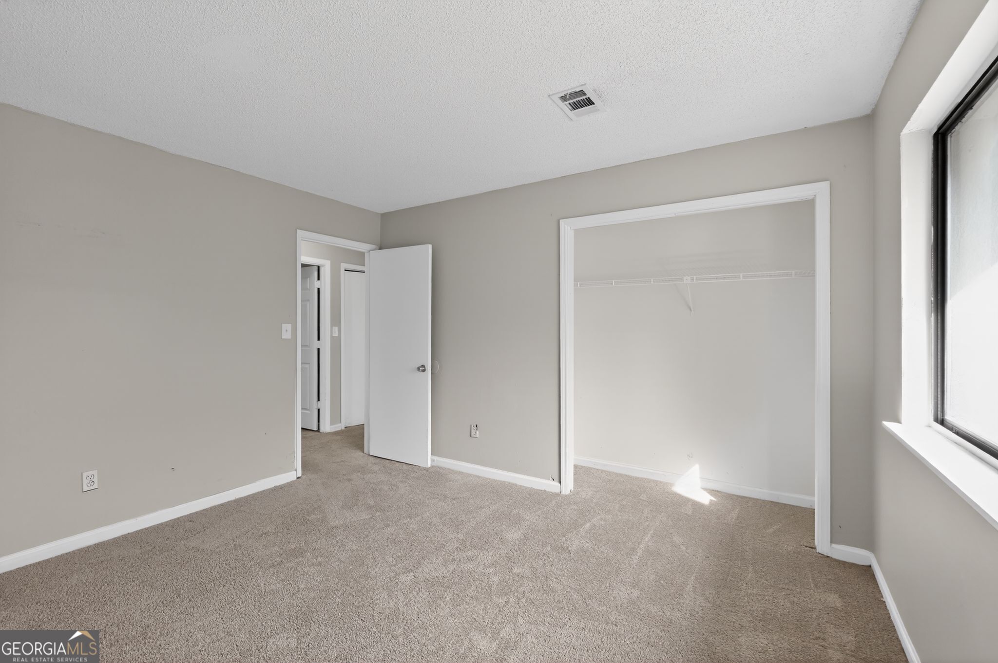 1142 Chapman Circle Stone Mountain GA 30088