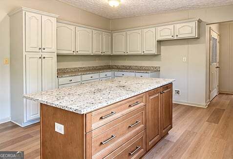 2737 Old Gray Highway Macon GA 31211