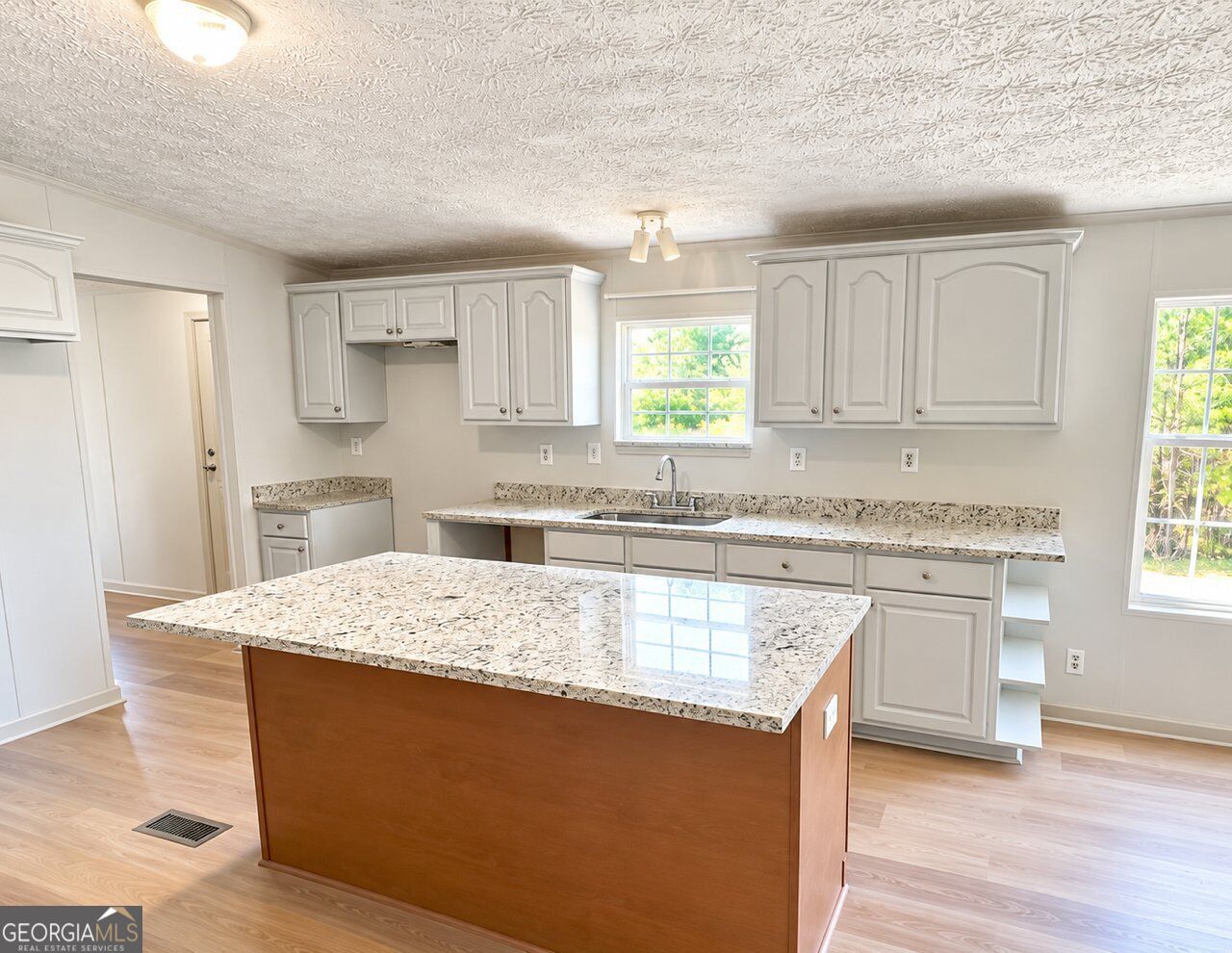 2737 Old Gray Highway Macon GA 31211