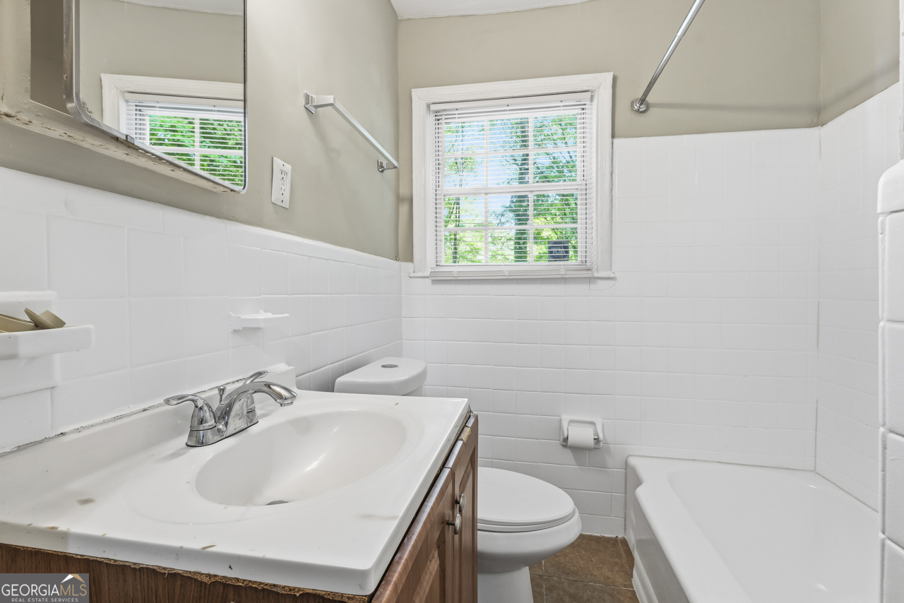 1108 Winburn Drive Atlanta GA 30344