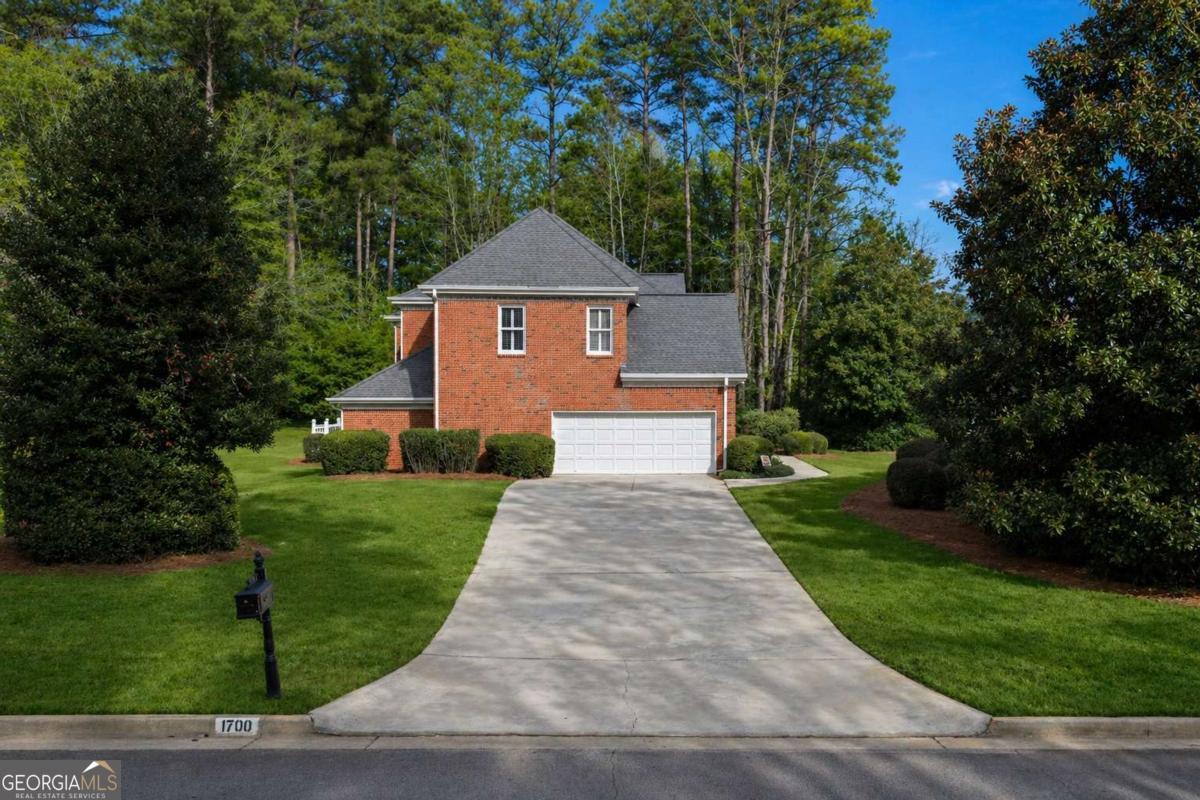 1700 Canterbury Pointe SE Conyers GA 30013