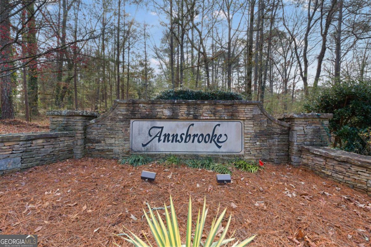 1700 Canterbury Pointe SE Conyers GA 30013