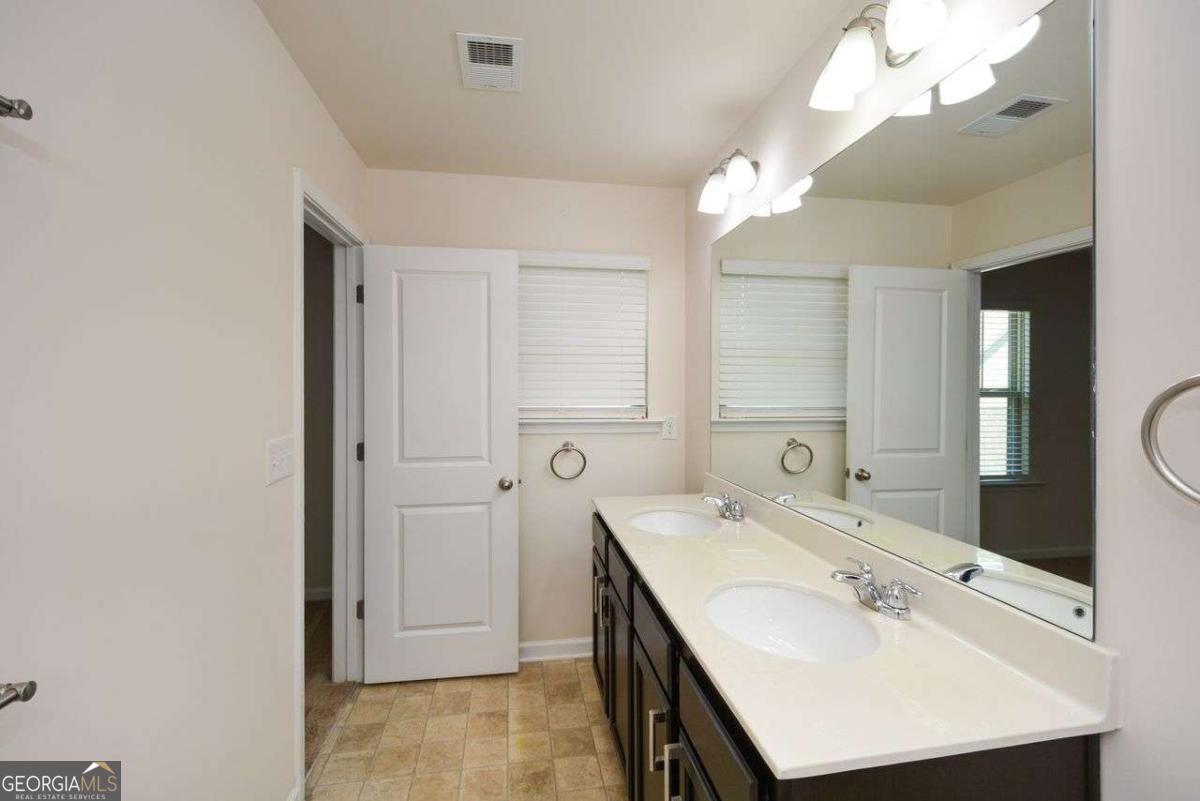 3865 Equity Lane Powder Springs GA 30127