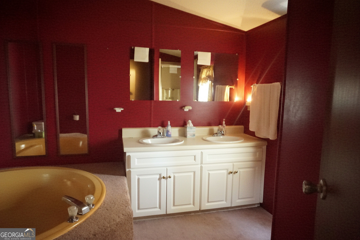 138 Omer Bond Road Royston GA 30662