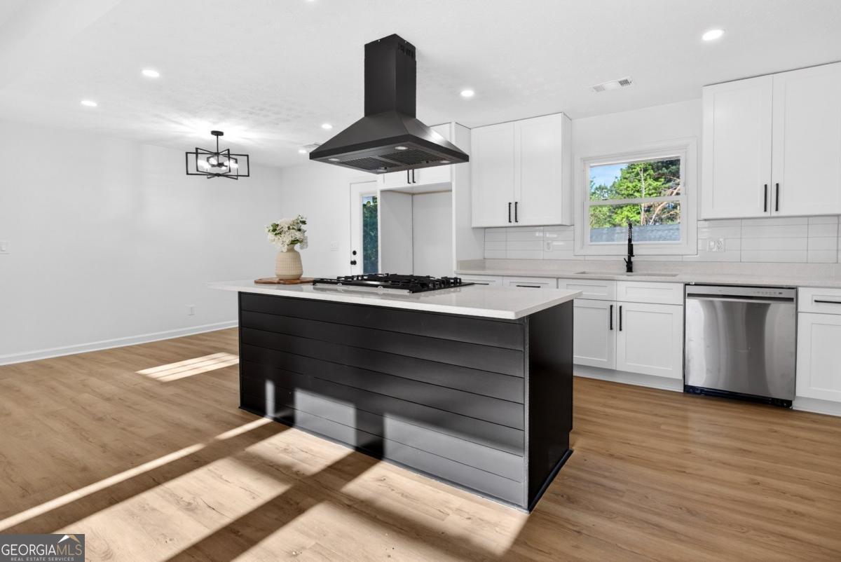 5575 Morning Creek Circle Atlanta GA 30349