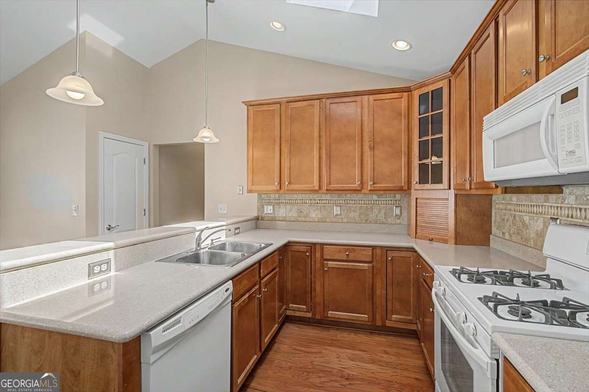 516 Arden Close Woodstock GA 30188