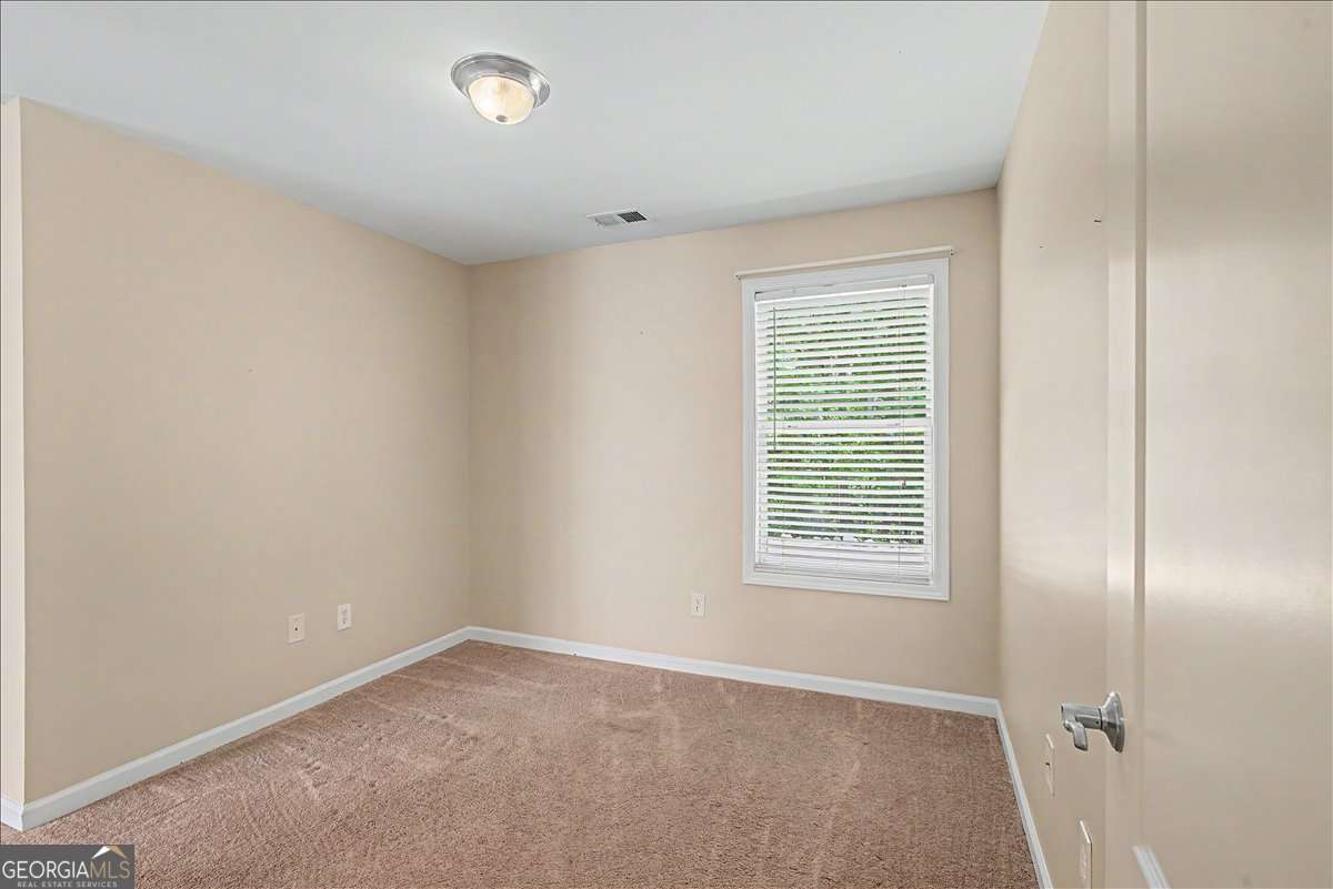 516 Arden Close Woodstock GA 30188