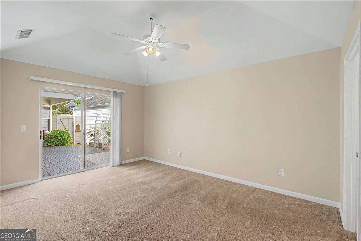 516 Arden Close Woodstock GA 30188
