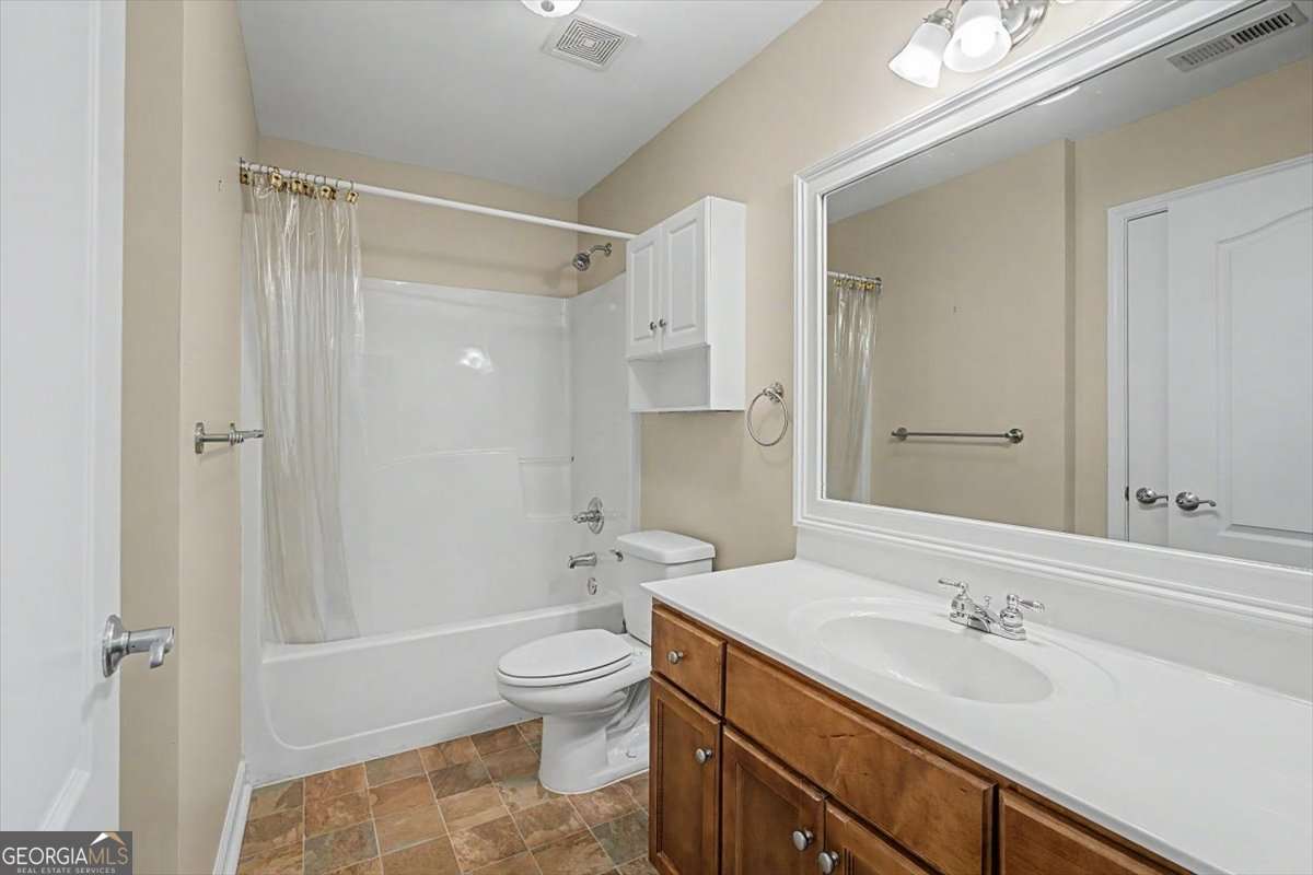 516 Arden Close Woodstock GA 30188