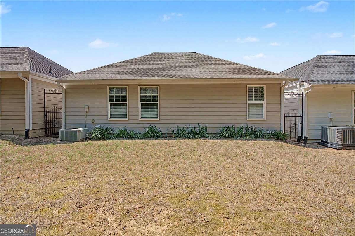 516 Arden Close Woodstock GA 30188