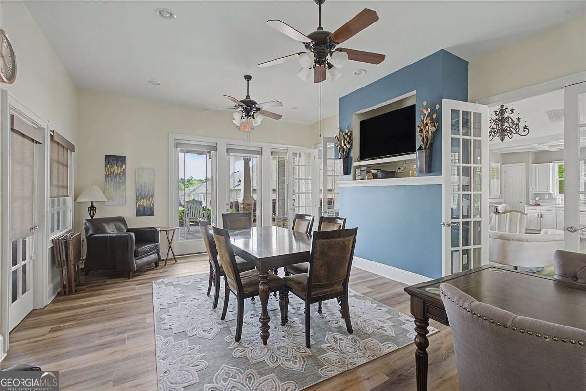 516 Arden Close Woodstock GA 30188