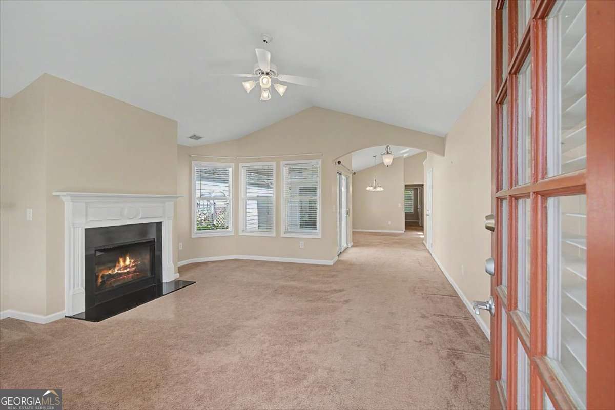 516 Arden Close Woodstock GA 30188