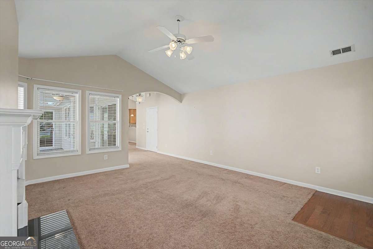 516 Arden Close Woodstock GA 30188