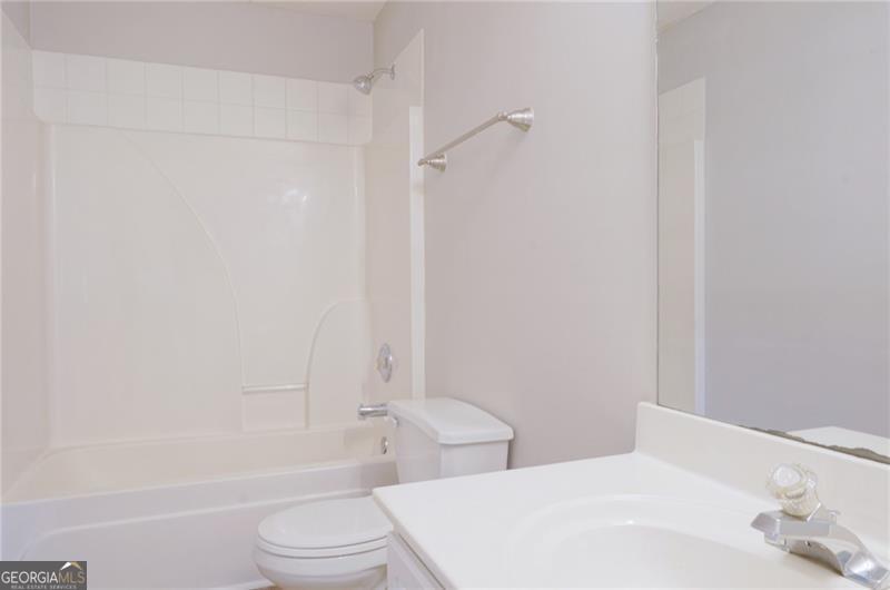2333 Laurelfield Drive Grayson GA 30017