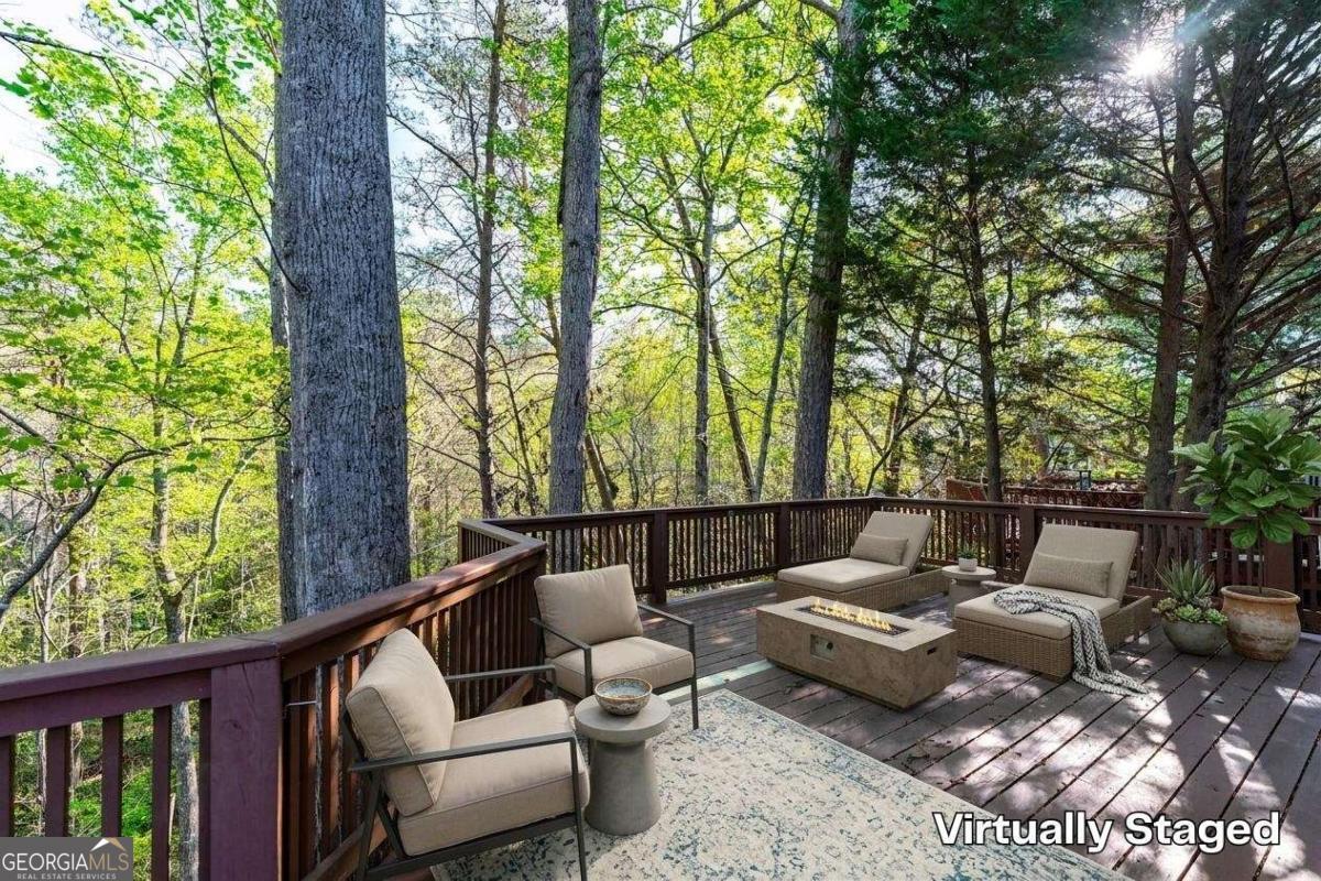204 Lakeside Drive Waleska GA 30183
