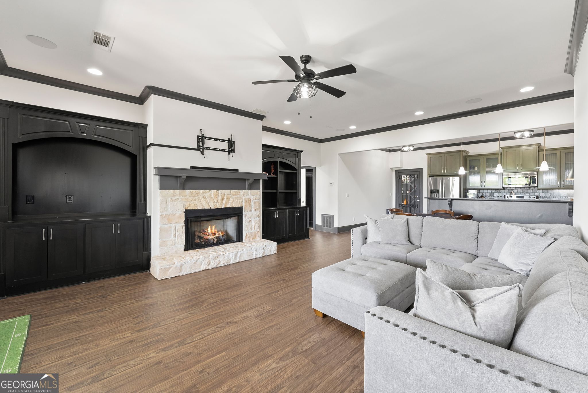 2771 Point Overlook Gainesville GA 30501