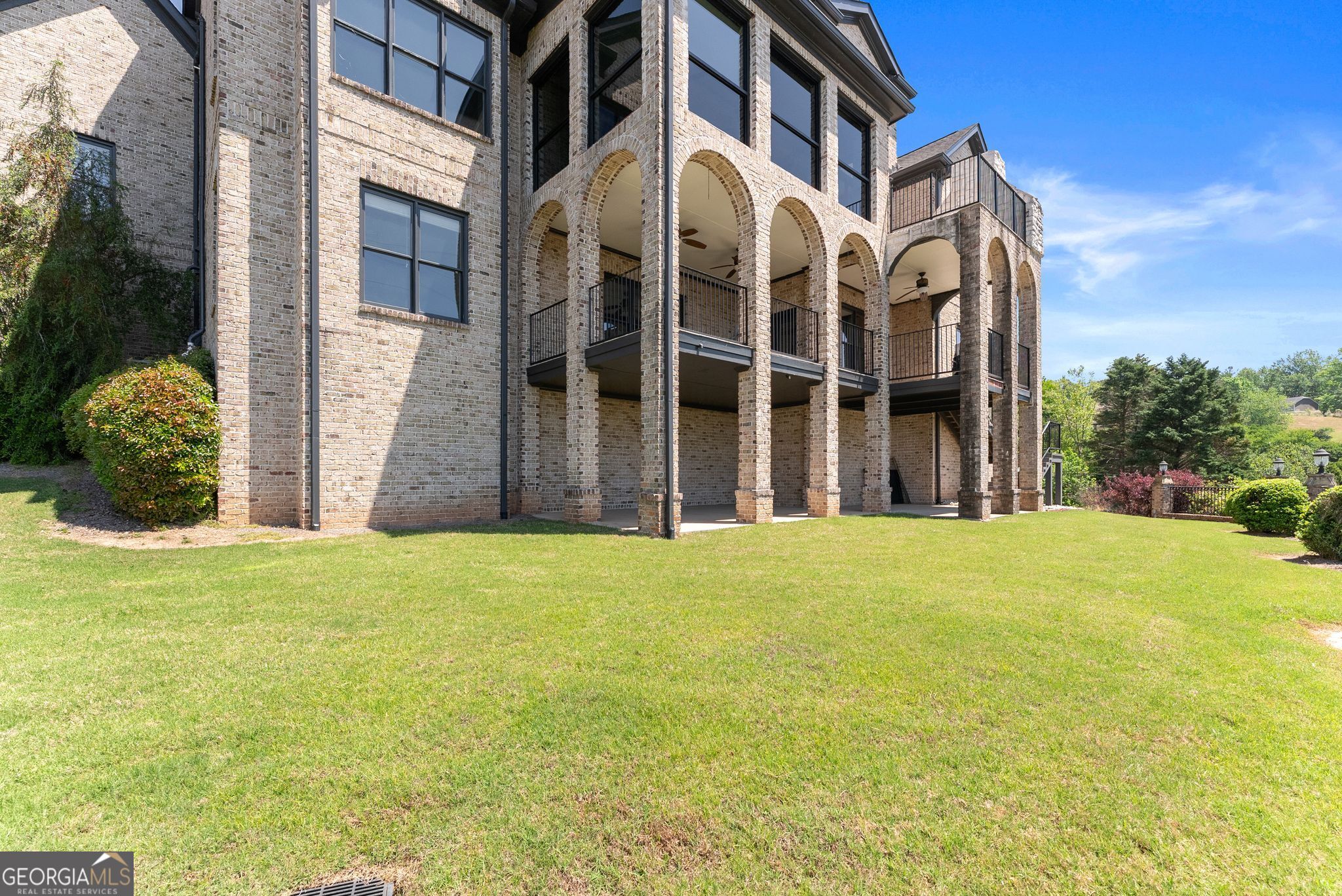 2771 Point Overlook Gainesville GA 30501