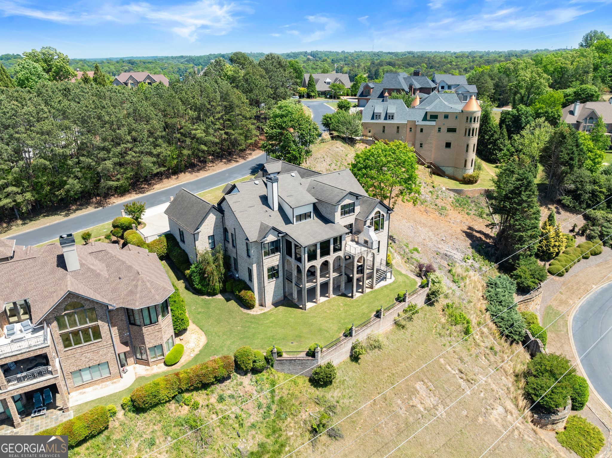 2771 Point Overlook Gainesville GA 30501