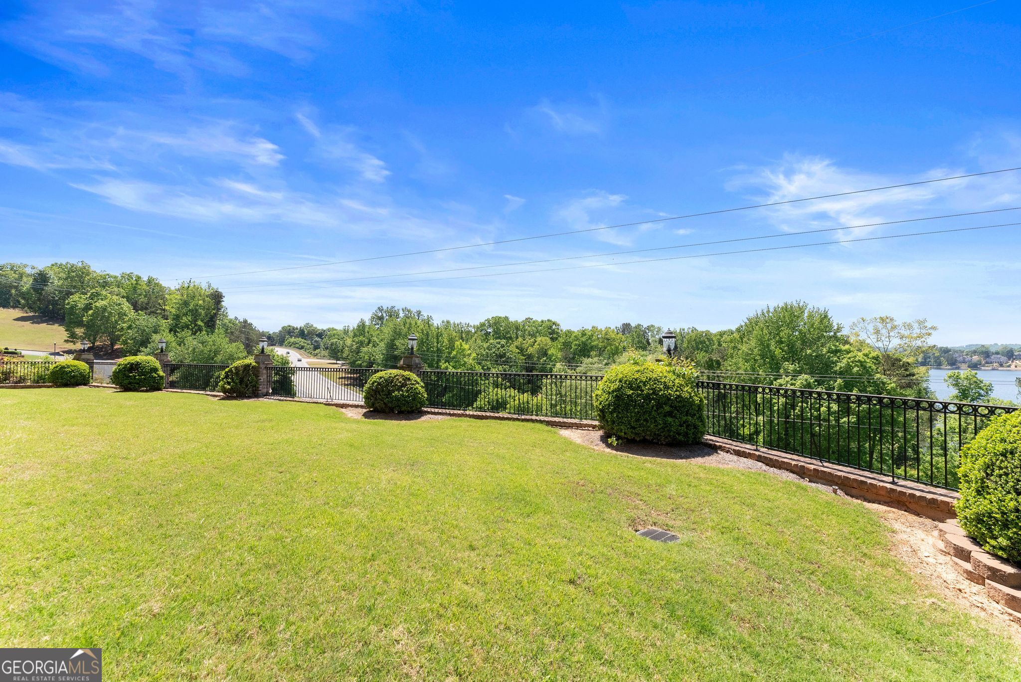 2771 Point Overlook Gainesville GA 30501