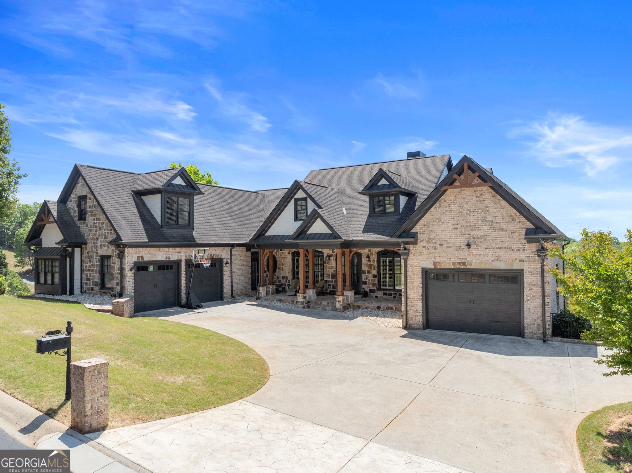 2771 Point Overlook Gainesville GA 30501