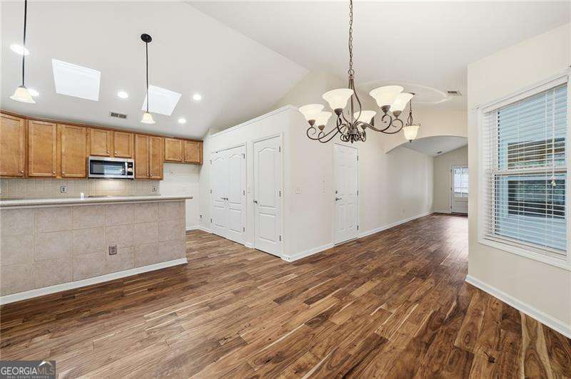 526 Arden Close Woodstock GA 30188