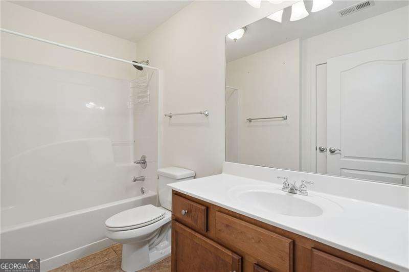 526 Arden Close Woodstock GA 30188