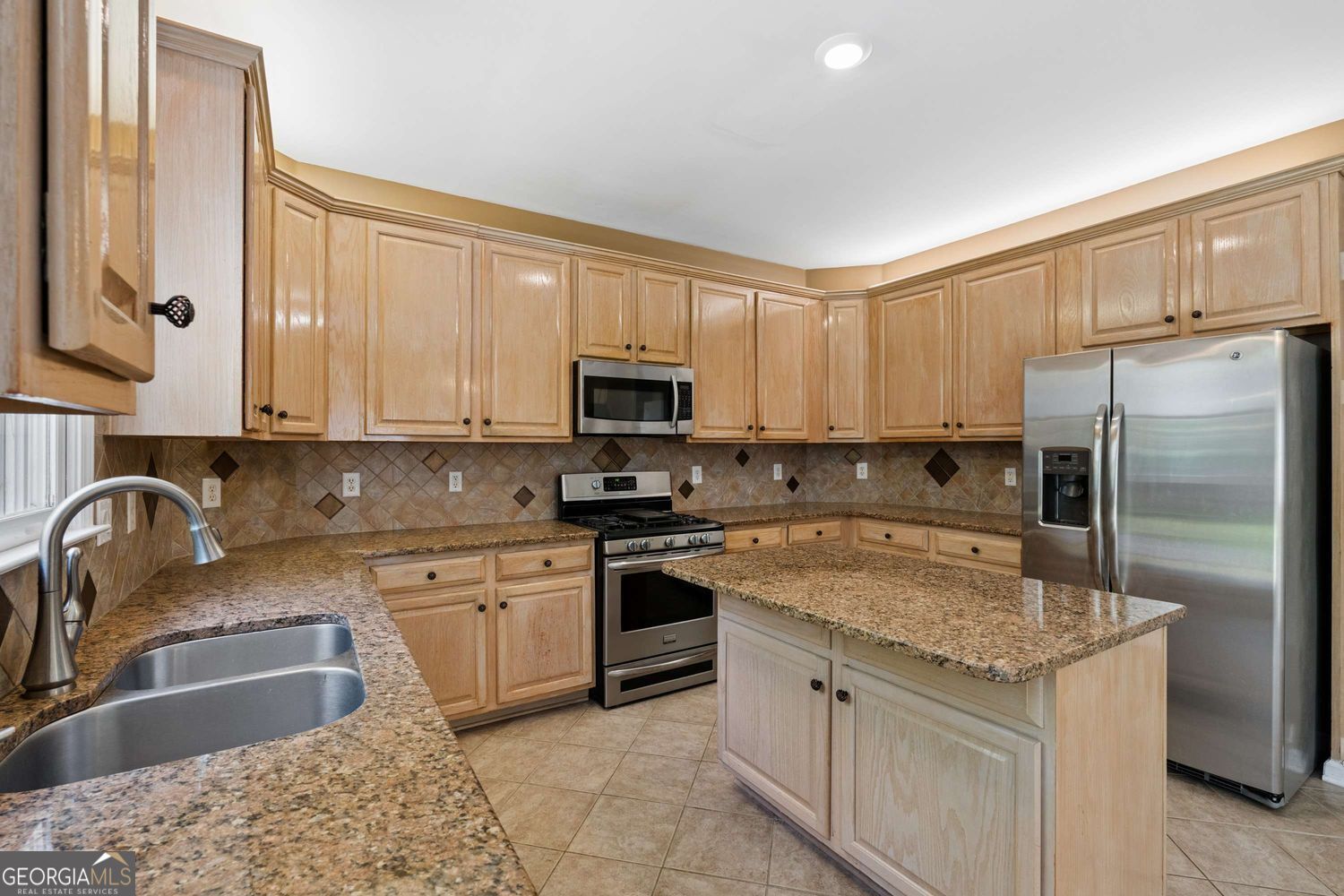 1950 Blackhawk Trail Lawrenceville GA 30043
