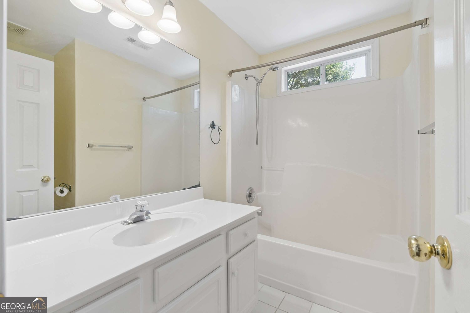 1950 Blackhawk Trail Lawrenceville GA 30043