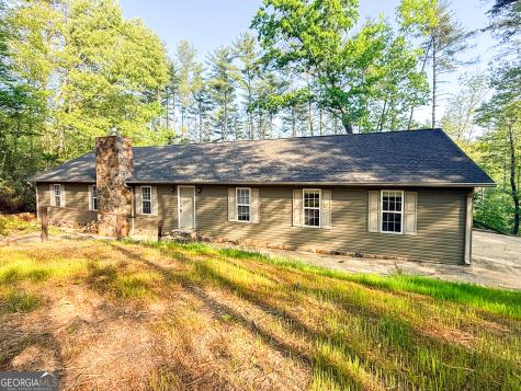 499 Old Deer Path Way Cleveland GA 30528