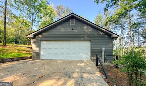 499 Old Deer Path Way Cleveland GA 30528